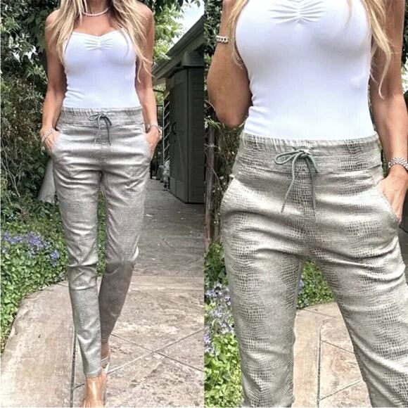 NWOT FLOG Shely Original Pant Silver Snakeskin Print Cotton Drawstring 27 - Picture 1 of 8